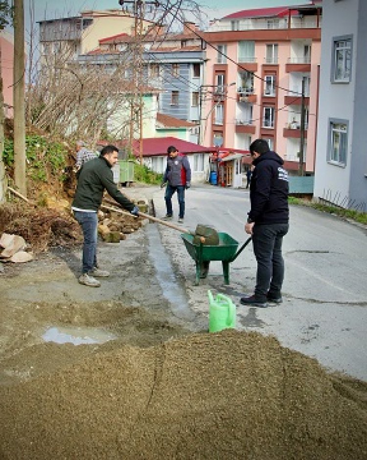 FEN İŞLERİ MÜDÜRLÜĞÜ ŞEHİR GENELİNDE ÇALIŞMALARINA DEVAM EDİYOR